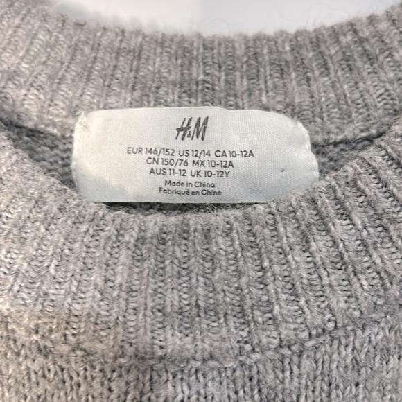 H&M Gray Sweater with Pearl Details - Picture 3 of 5